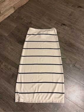 HM Cream & Black Striped Pencil Skirt